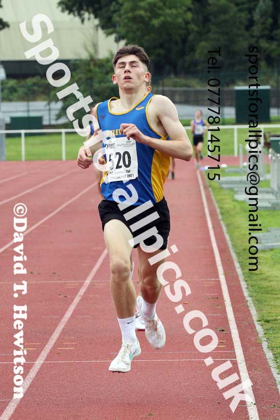 Mens and Boys 1500 metres, 2021 North Eastern Track and Field Champs., Middesbrough. Photo: David T. Hewitson/Sports for All Pics